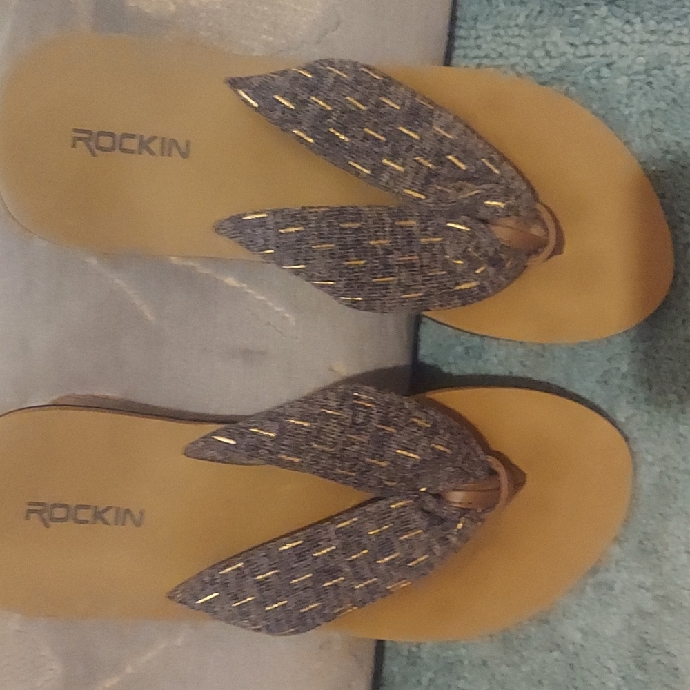Women's shoes